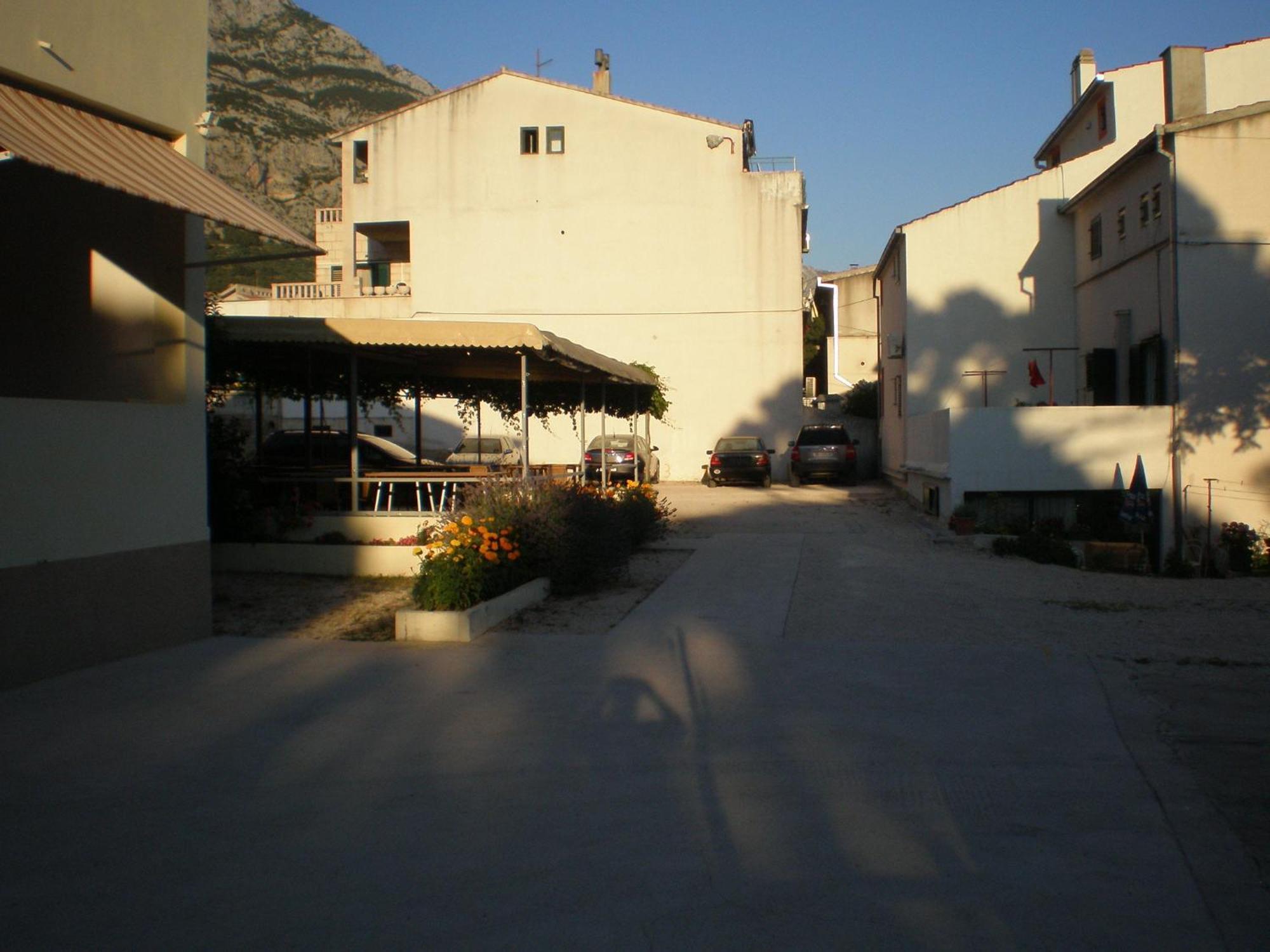 Studio Apartments Marija With Private Parking Μακάρσκα Εξωτερικό φωτογραφία