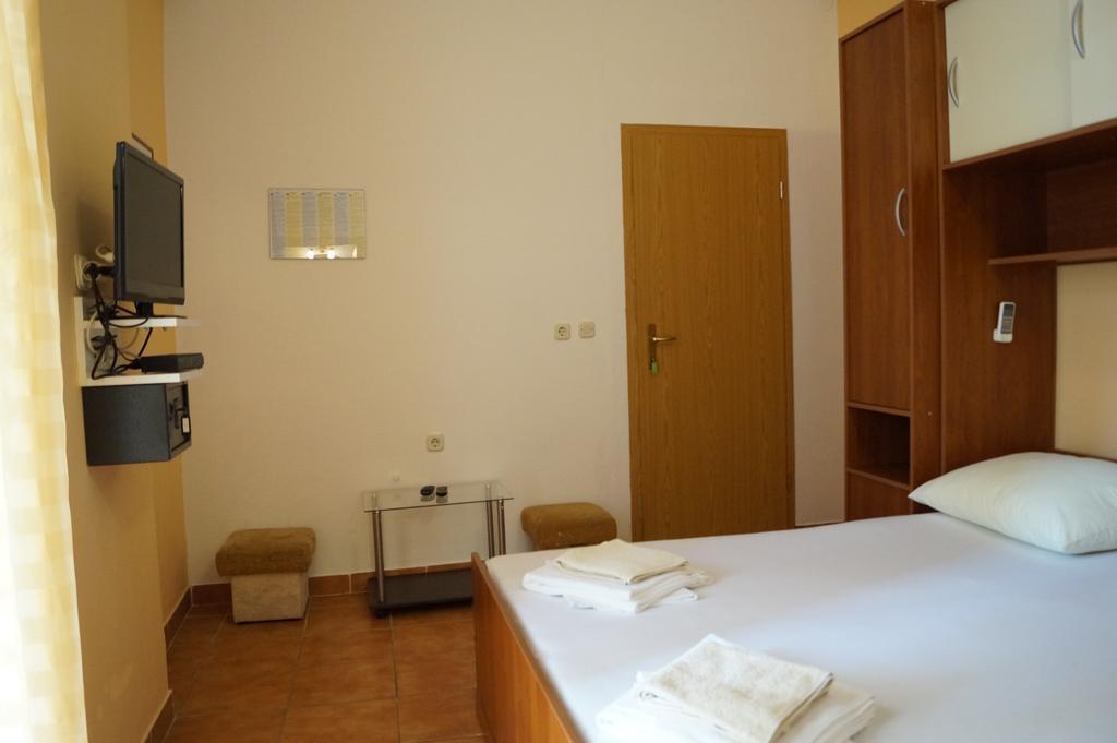 Studio Apartments Marija With Private Parking Μακάρσκα Εξωτερικό φωτογραφία