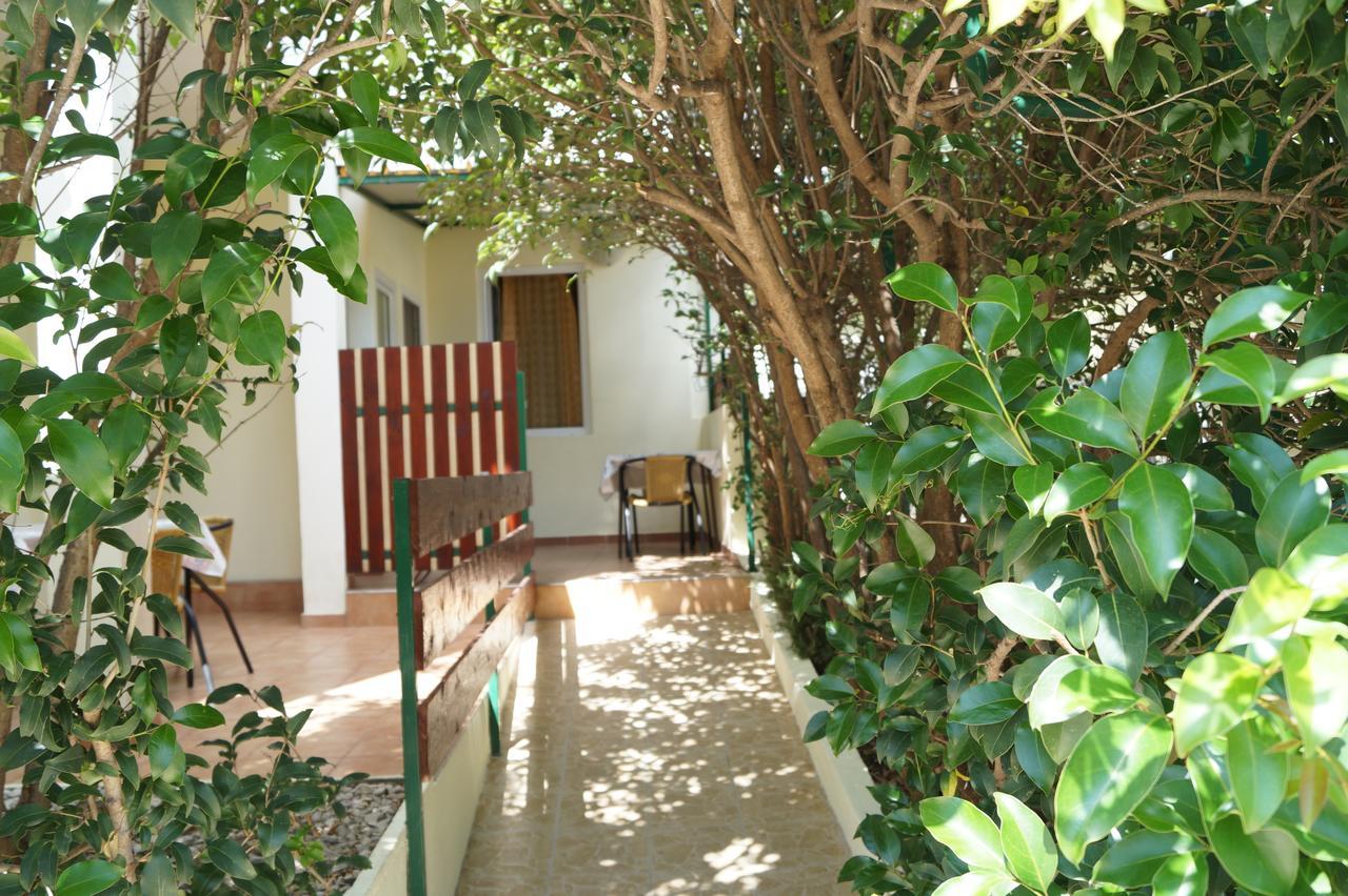 Studio Apartments Marija With Private Parking Μακάρσκα Εξωτερικό φωτογραφία
