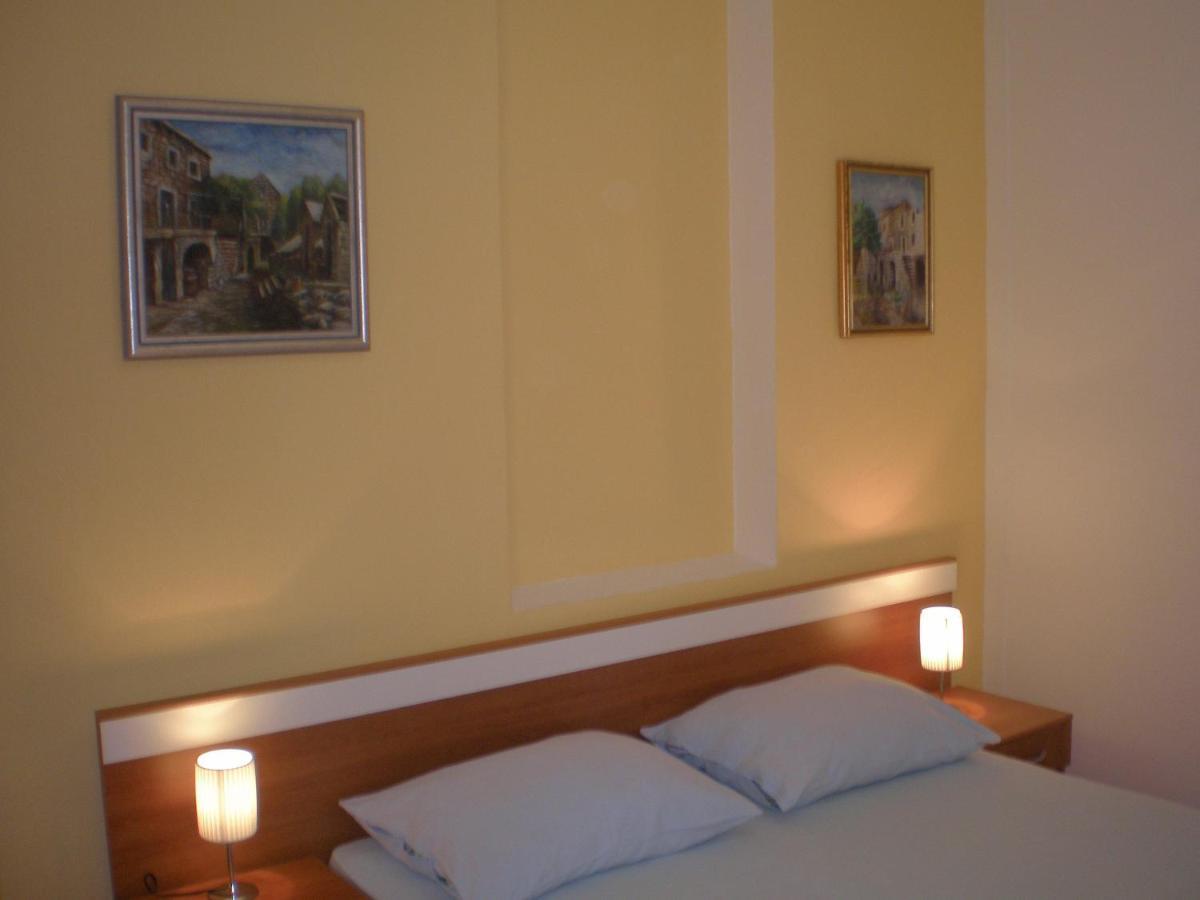 Studio Apartments Marija With Private Parking Μακάρσκα Δωμάτιο φωτογραφία